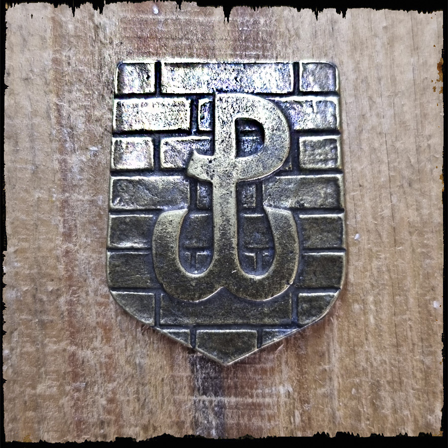 Znaczek Polska Walcząca (kol. stare złoto)