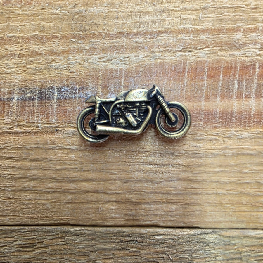 Znaczek motocyklowy nr. 054